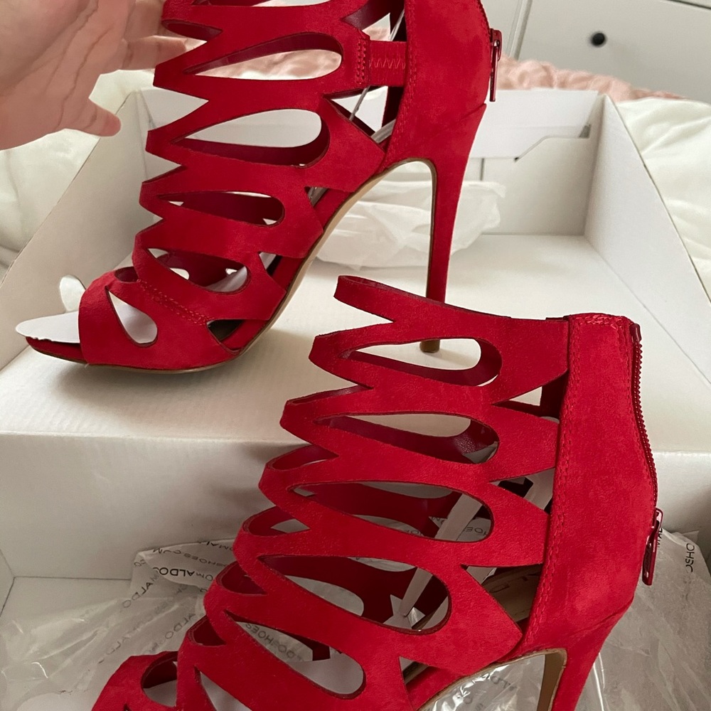 Red Heels - image 6